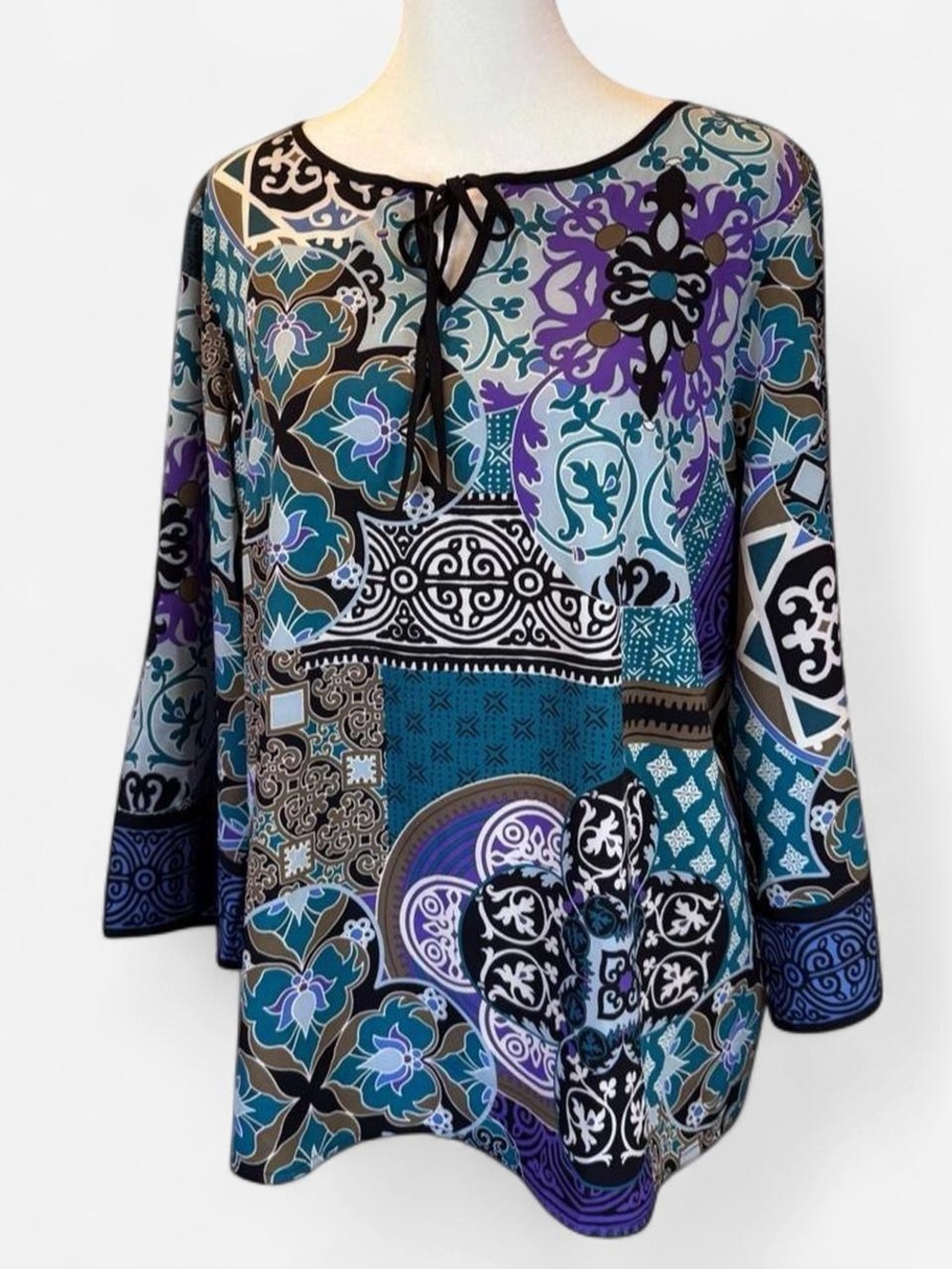 Bob Mackie Wearable Art Mosaic Medallion Print Tie Neck Top Medium